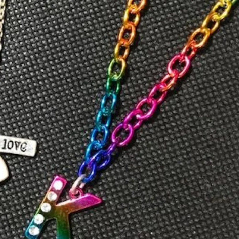 Justice Love Pink Sparkle Sand Cylinder & Rhinestone Rainbow K Bracelet Set
